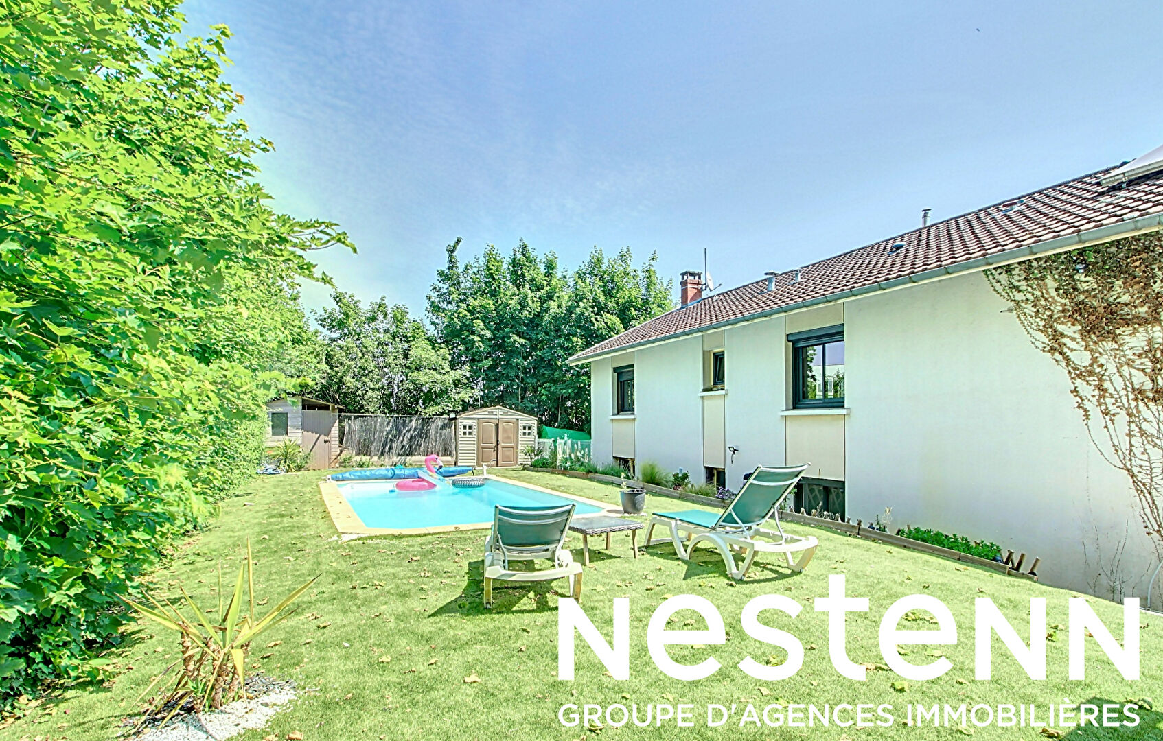 A Vendre: Grande Maison avec Piscine - 69220 BELLEVILLE EN BEAUJOLAIS