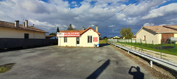 Vente bureau à Cherveix cubas (24390)