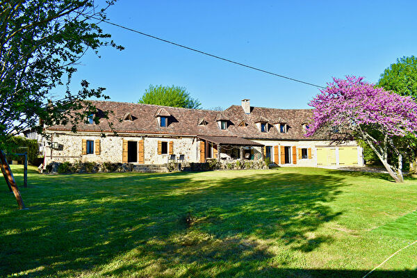 Vente maison piscine à Conne de labarde (24560)