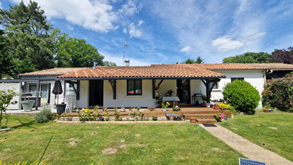 Vente maison piscine à Conne de labarde (24560)