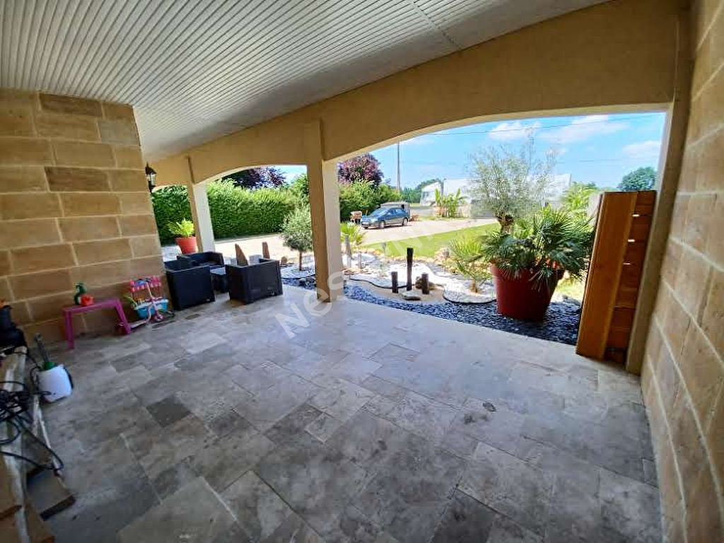 Superbe plain pied de trois chambres proche de toutes commodités à l'Ouest de Bergerac !