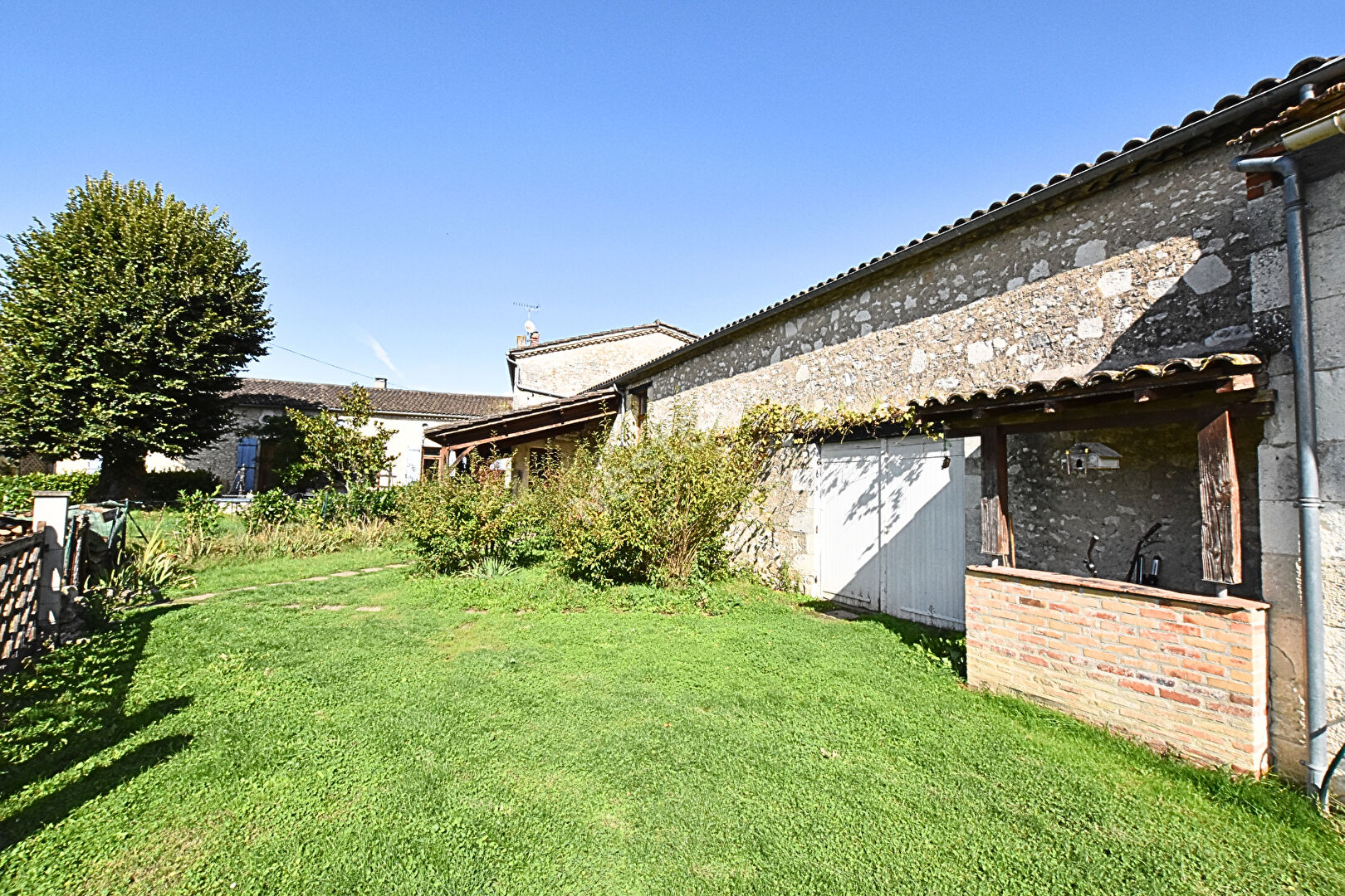**Magnifique ferme du XIXe siècle avec gîte indépendant et grange**