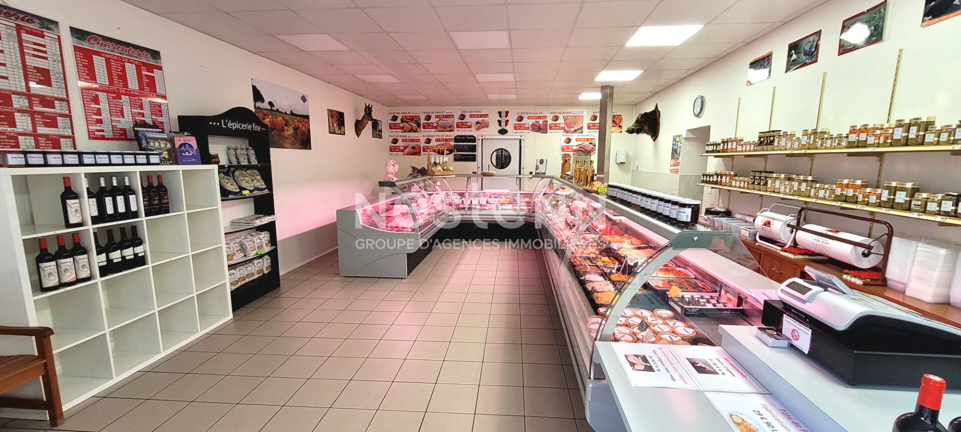 Belle affaire de boucherie à reprendre ou transformer , Local commercial 229 m² , Tous commerces