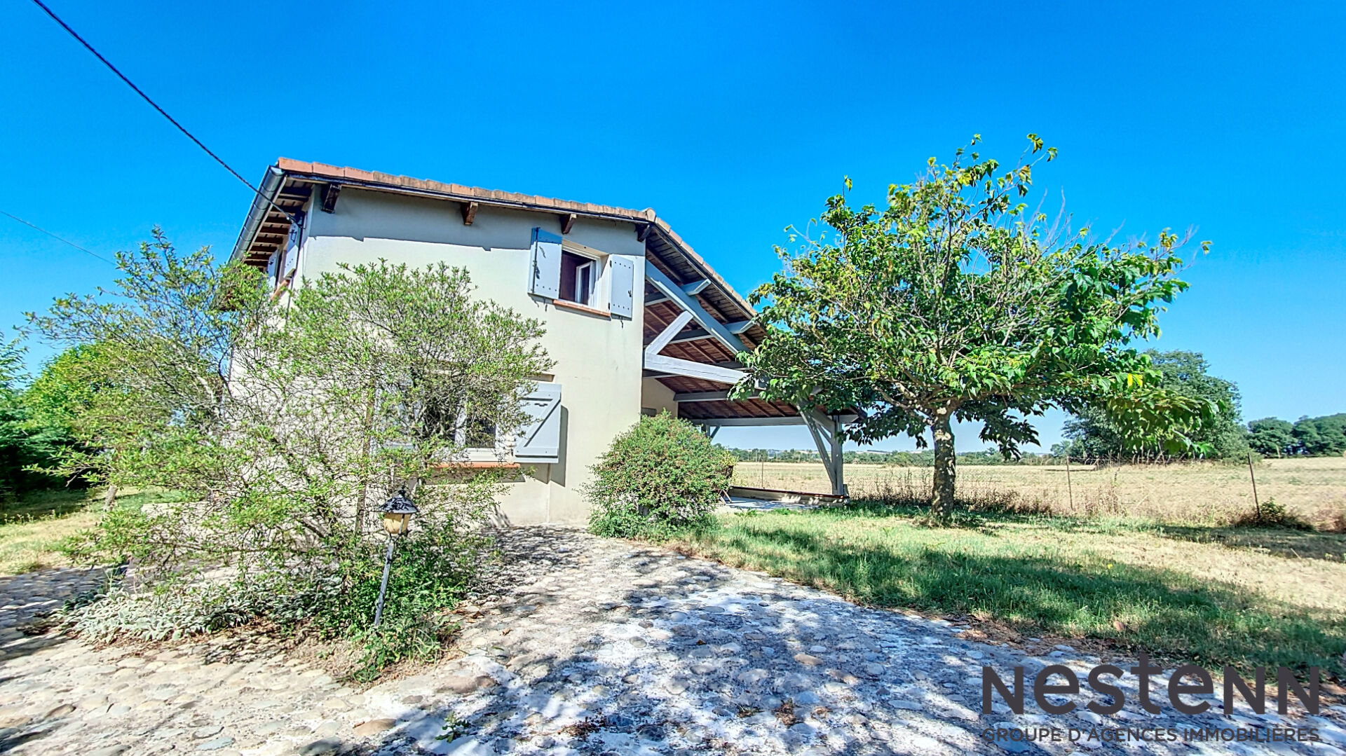 A Vendre Maison familiale avec 4 Chambres, 1 Bureau dépendances à Lagardelle sur Léze Au Calme Environnement Campagne