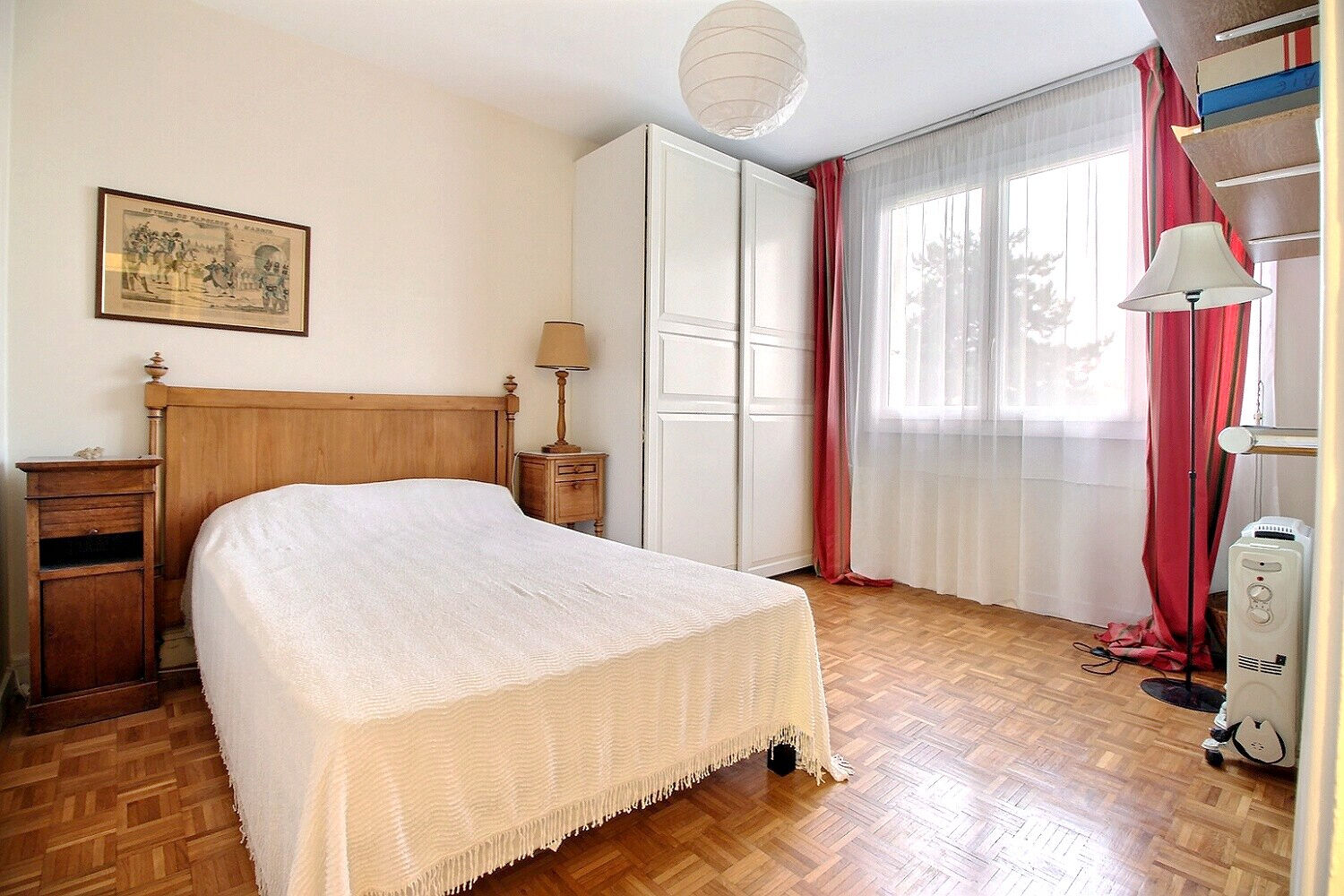 Appartement Courbevoie 4 pièce(s) 92.45 m2