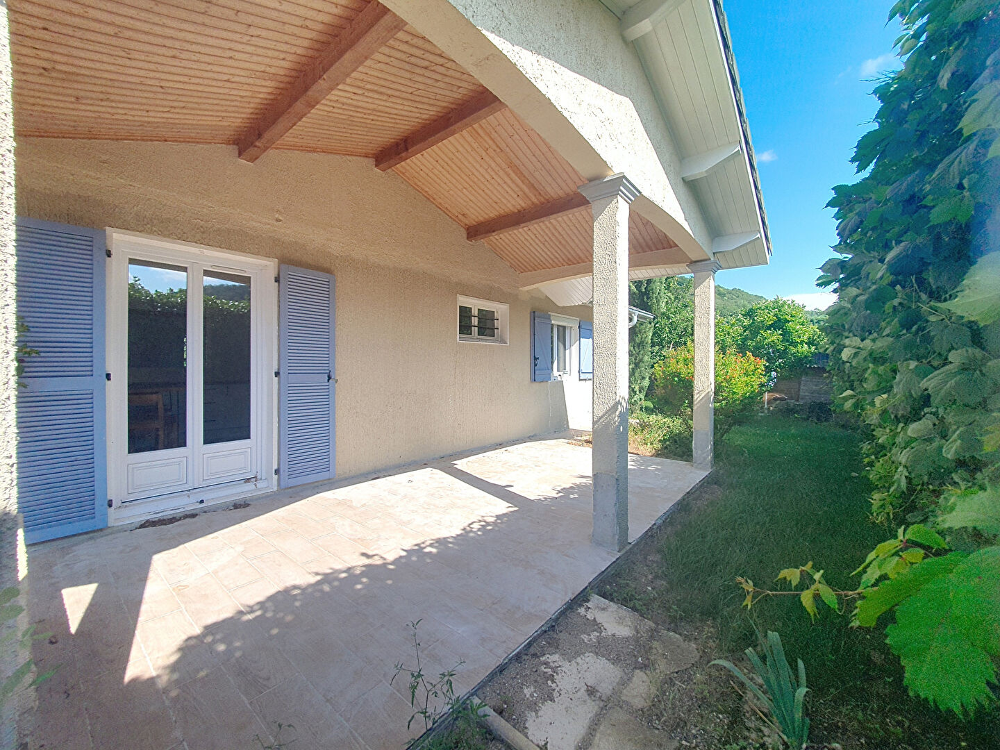 Maison de plain-pied à Villemoirieu 3 chambres sur terrain de 818 m²