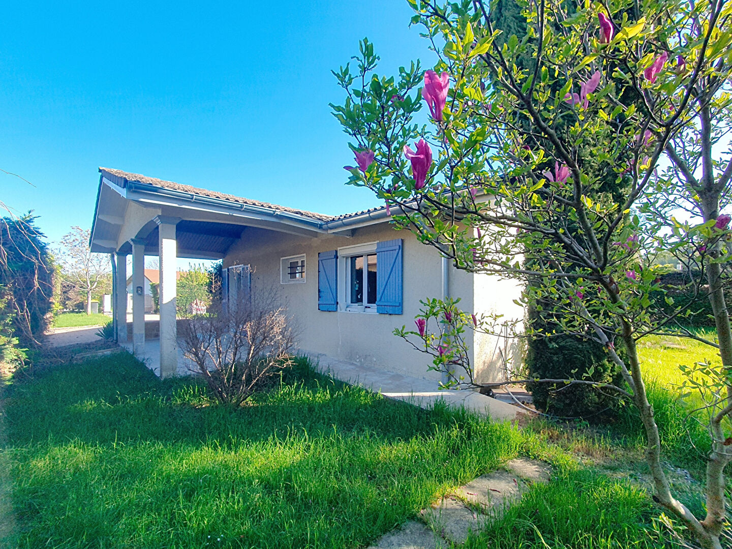 Maison de plain-pied à Villemoirieu 3 chambres sur terrain de 818 m²
