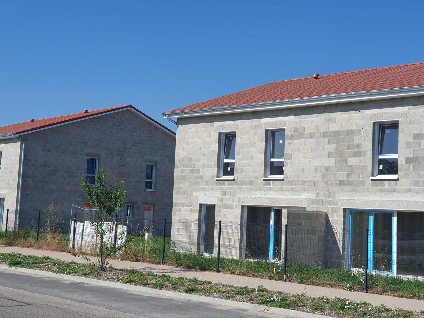 Villa T4 Villemoirieu  89.57 m² avec garage et jardin privatif de 84 m²