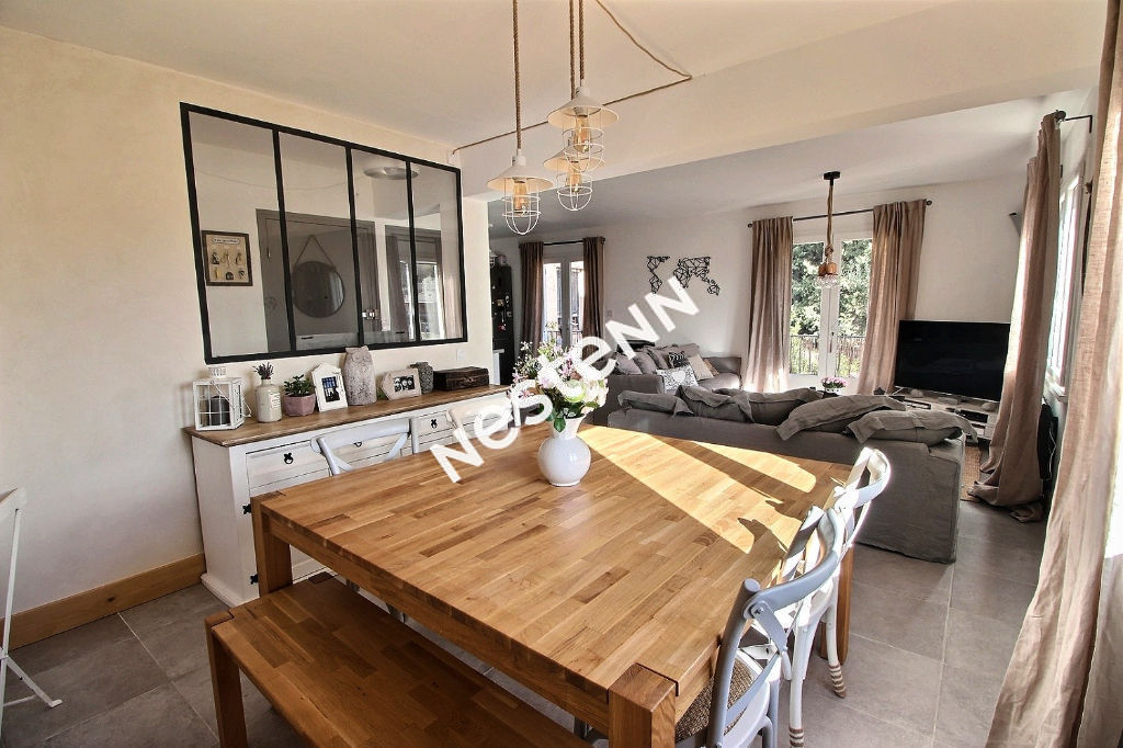 Appartement Salernes 6 pièce(s) 100,20 m²