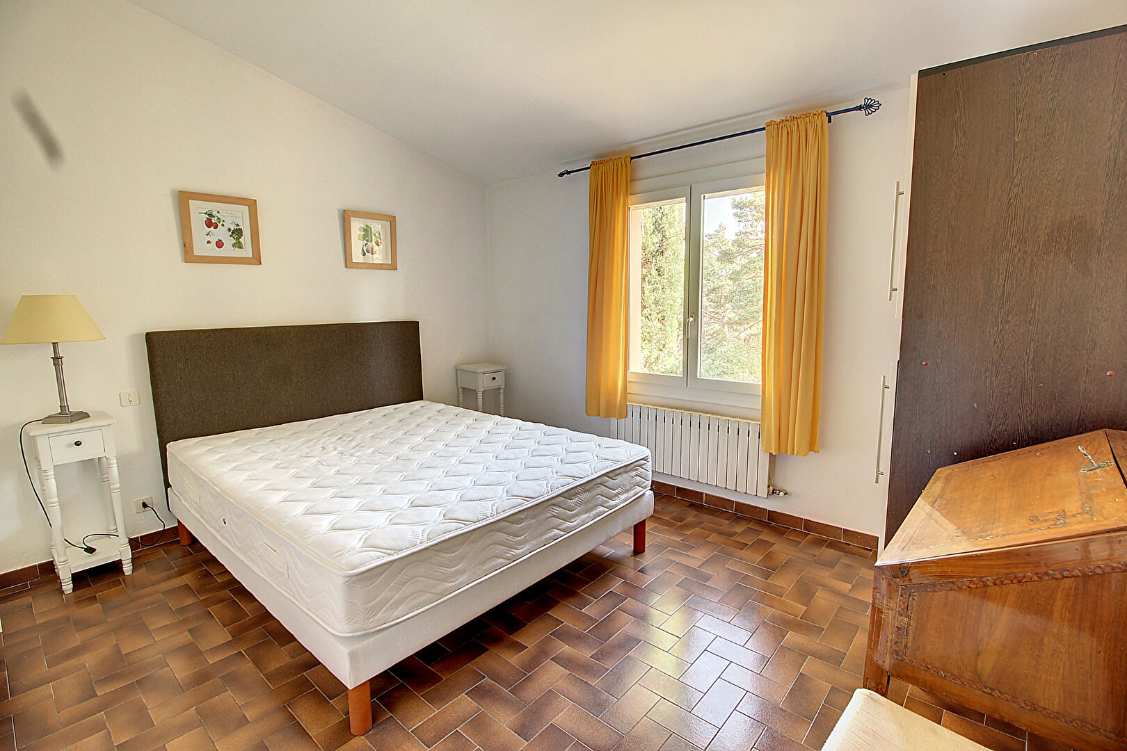 TOURTOUR Maison 3 pièces 93 m² sur 1237 m² de terrain avec CARPORT