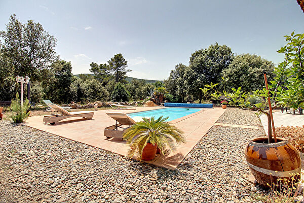Vente maison jardin à Tourtour (83690)