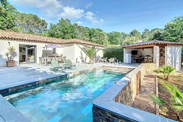 Vente maison véranda à Tourtour (83690)