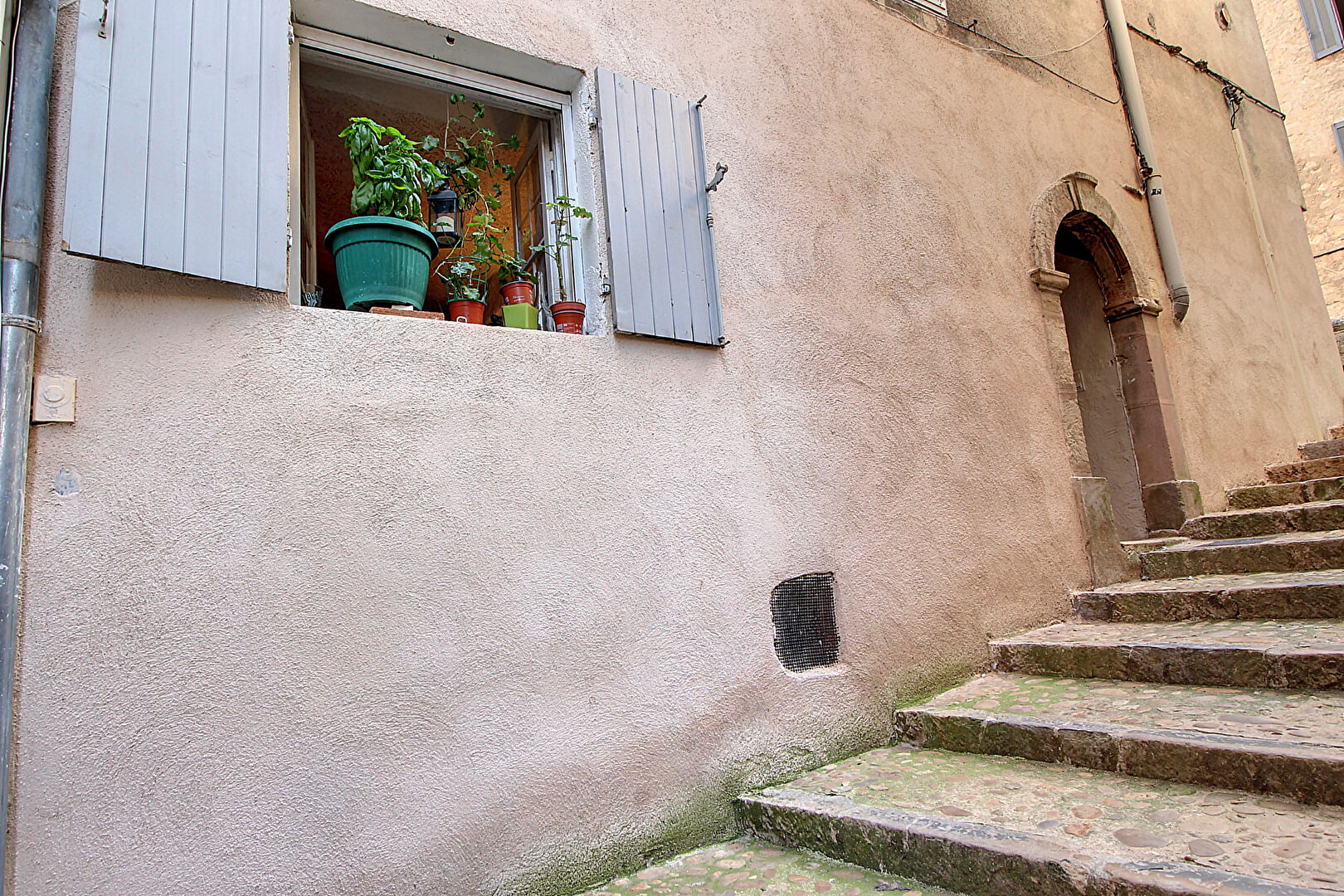 A VENDRE EN EXCLUSIVITE !  Appartement Entrecasteaux 1 pièce 29 m2
