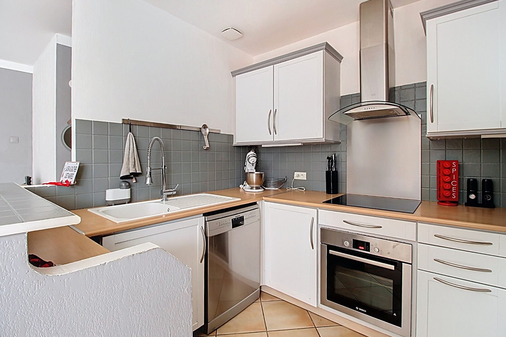 A VENDRE EN EXCLUSIVITÉ ! VIDAUBAN! Maison de 92 m2 avec piscine , terrain de pétanque, garage