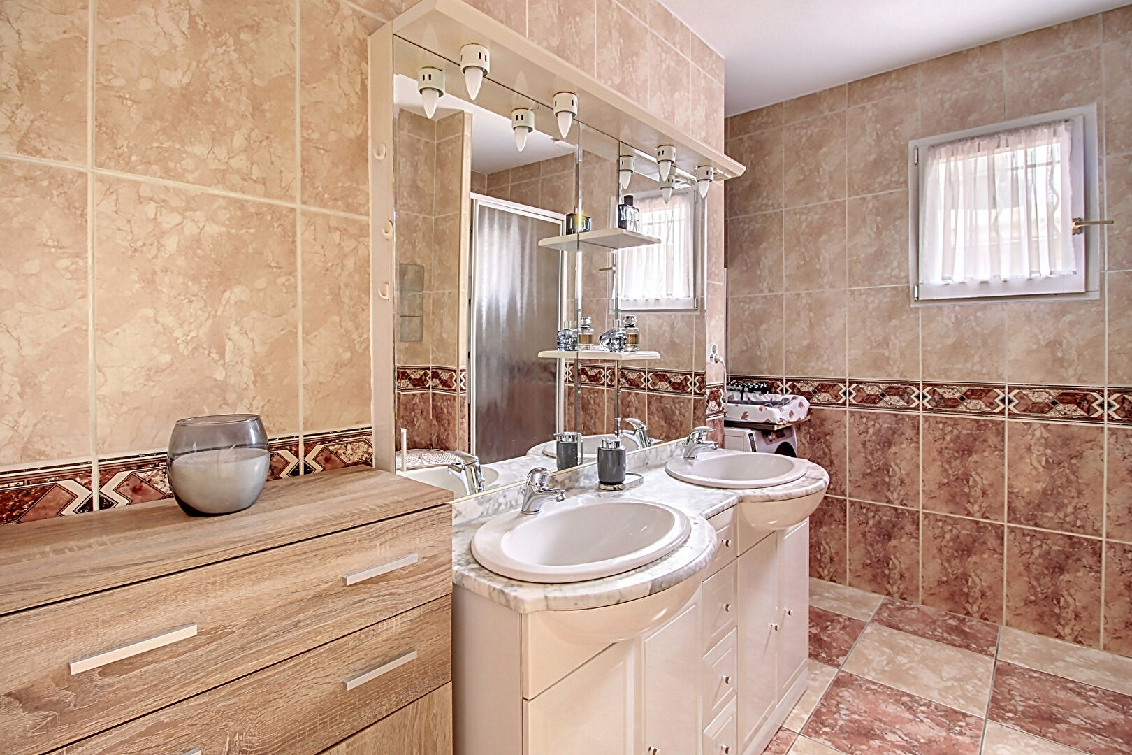 A VENDRE EN EXCLUSIVITÉ ! VIDAUBAN! Maison de 92 m2 avec piscine , terrain de pétanque, garage