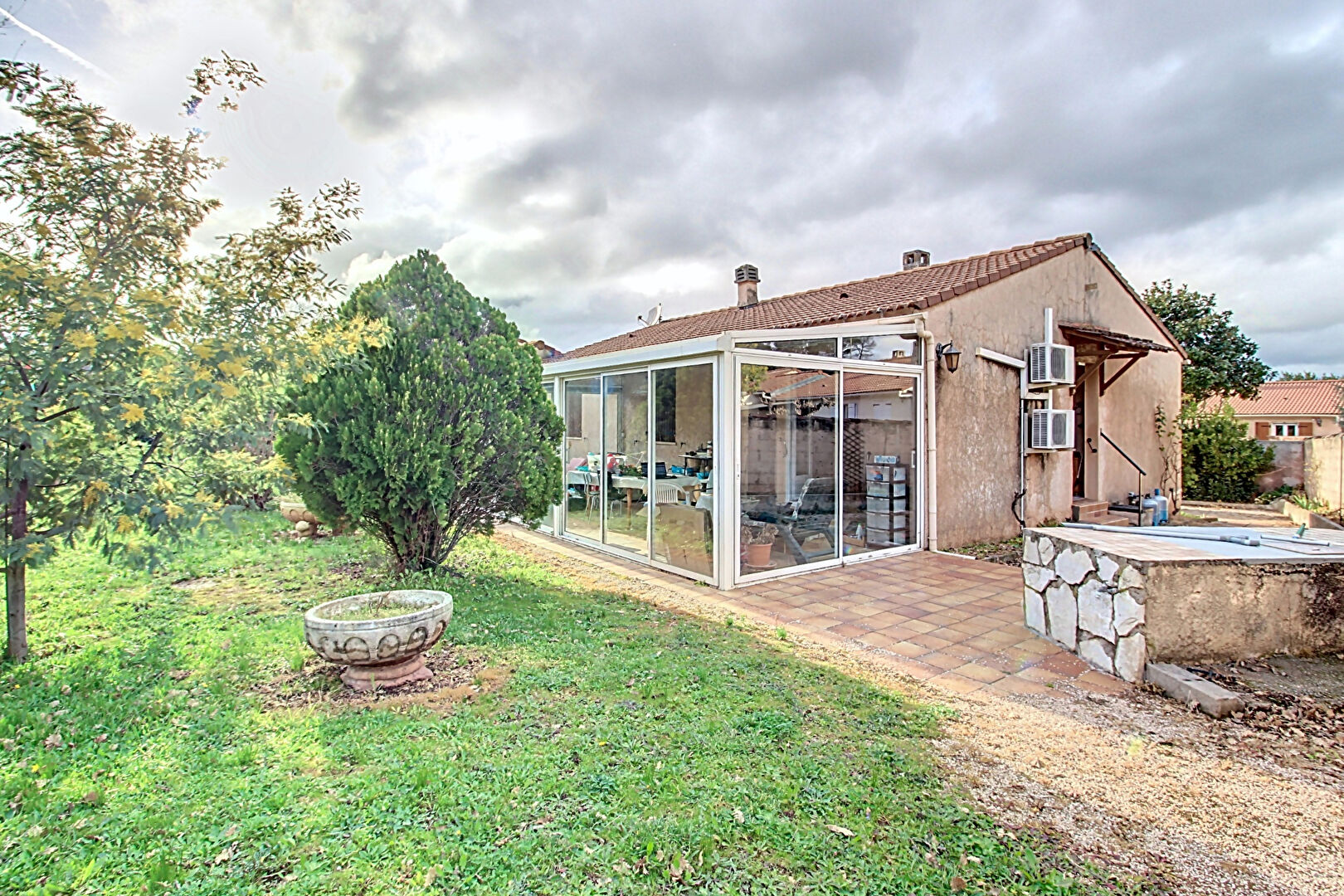Maison VIDAUBAN, 90 m² , garage, terrain 545 m² .