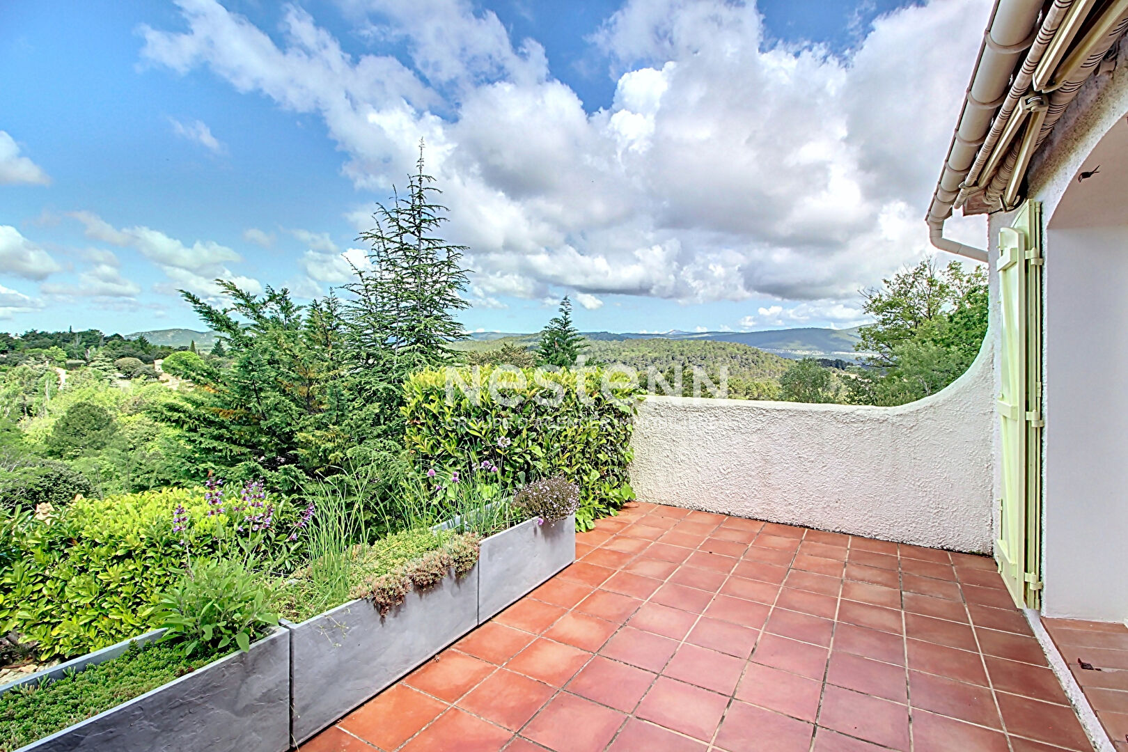 A VENDRE A TOURTOUR !  Maison à Tourtour de 118 m2 , vue imprenable !