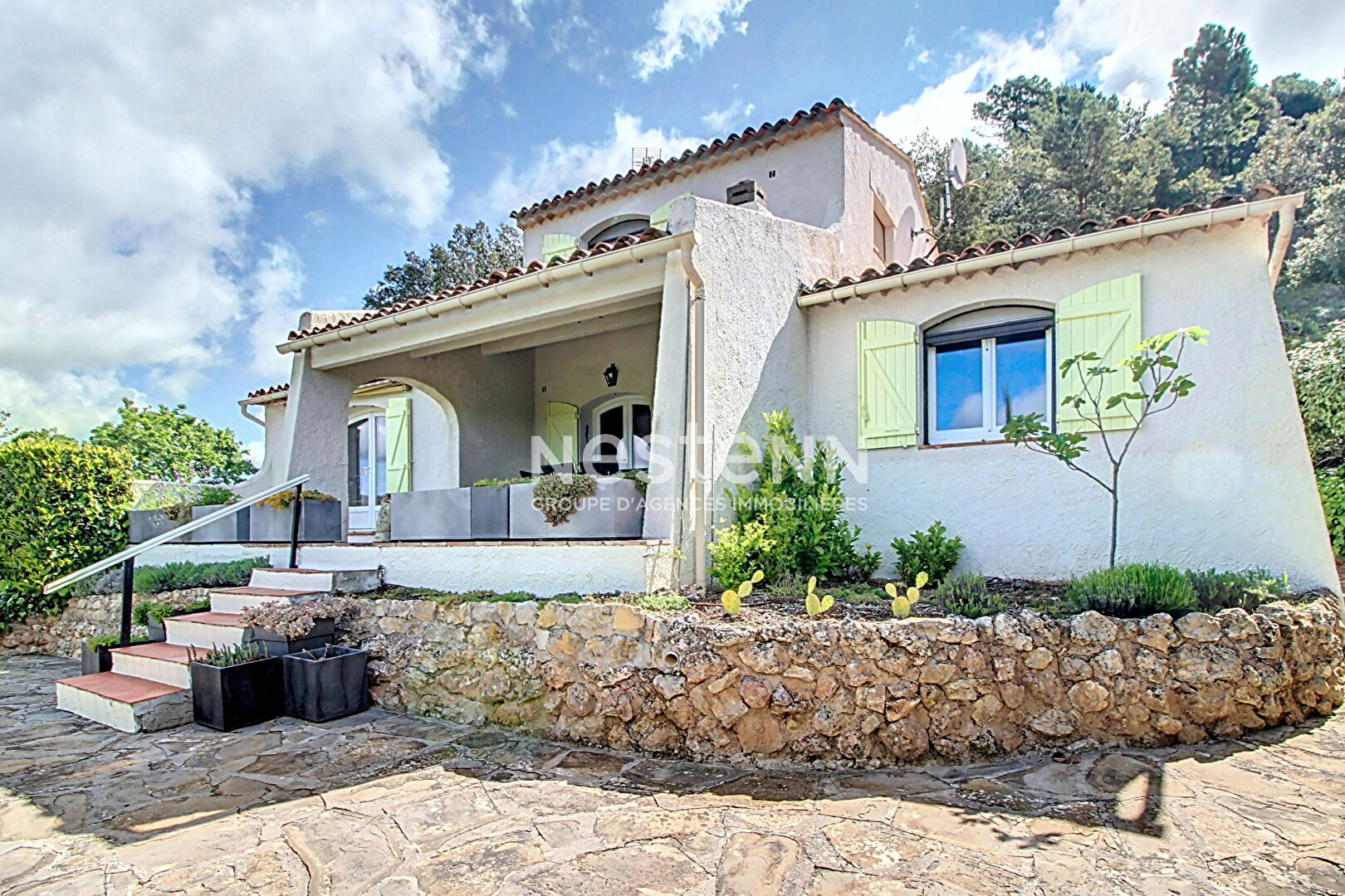A VENDRE A TOURTOUR !  Maison à Tourtour de 118 m2 , vue imprenable !