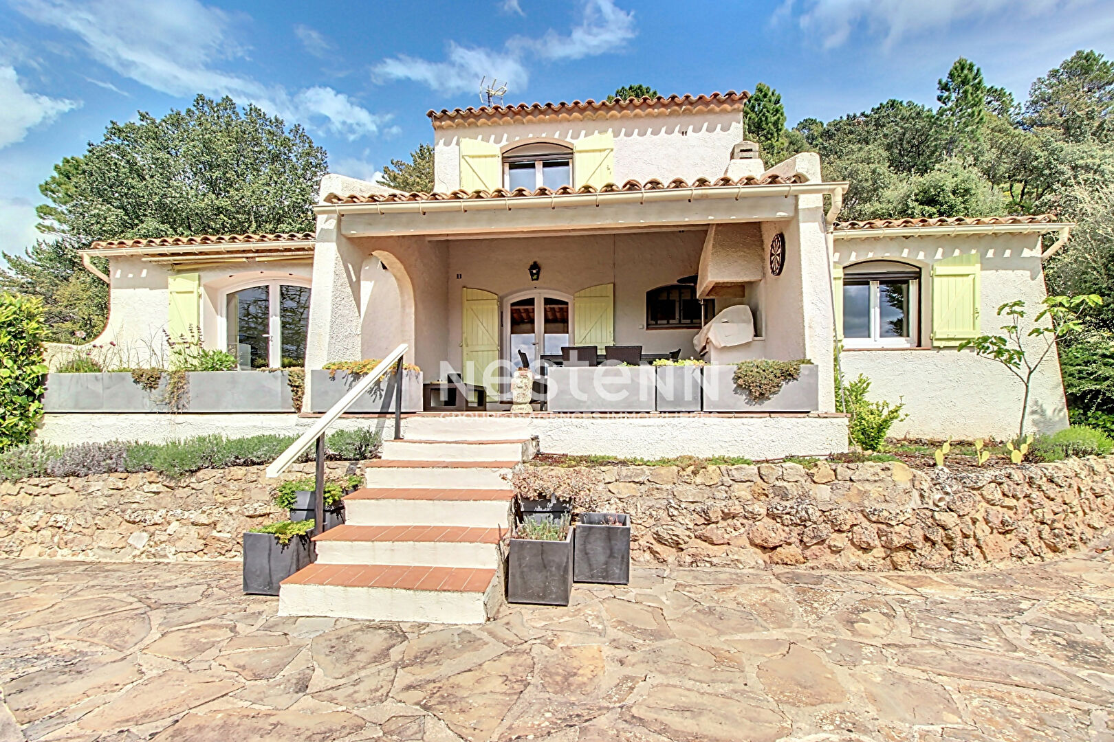 A VENDRE A TOURTOUR !  Maison à Tourtour de 118 m2 , vue imprenable !