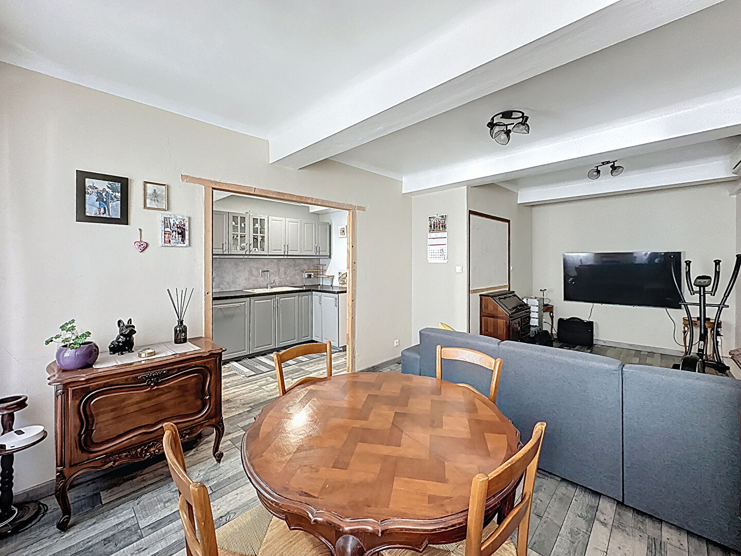 A VENDRE EN EXCLUSIVITÉ ! Maison de village à Vidauban avec Garage