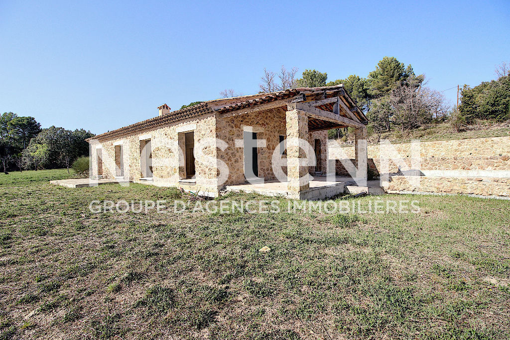 Tourtour maison en PIERRE 240 m2 sur terrain de 3715 m²