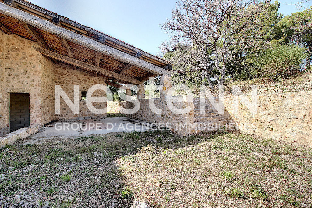 Tourtour maison en PIERRE 240 m2 sur terrain de 3715 m²