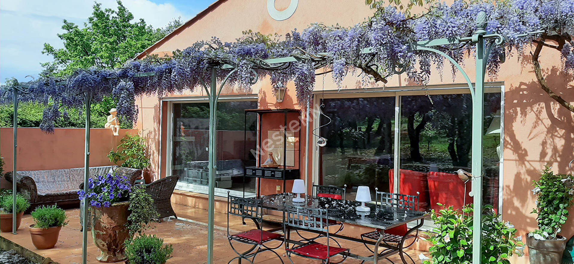A VENDRE TOURTOUR Maison avec dépendance et piscine sur terrain de 1732 m²