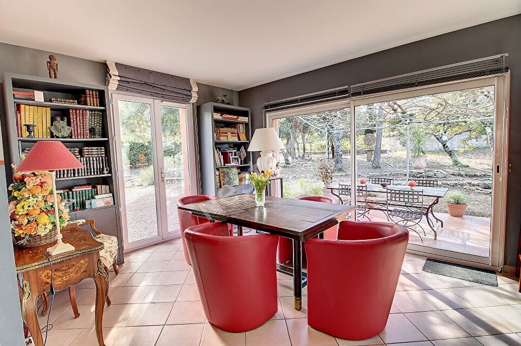 A VENDRE TOURTOUR Maison avec dépendance et piscine sur terrain de 1732 m²