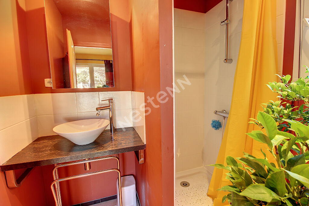 A VENDRE TOURTOUR Maison avec dépendance et piscine sur terrain de 1732 m²