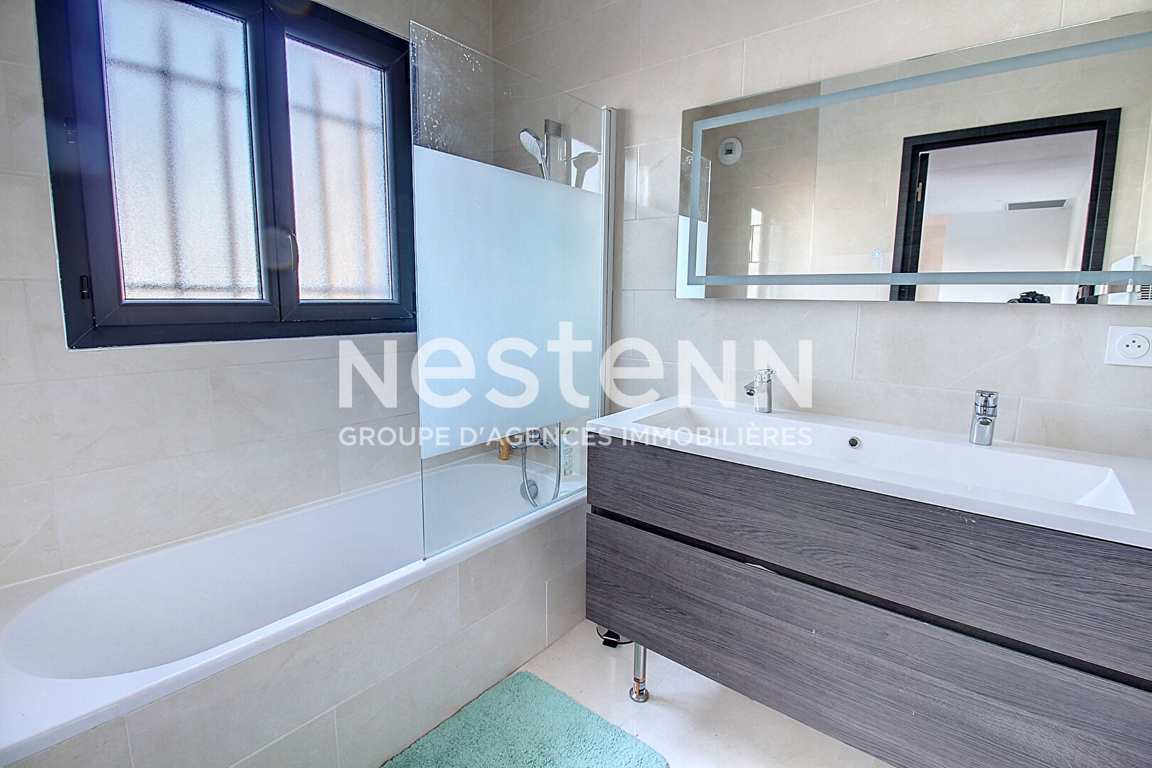 A VENDRE VIDAUBAN Maison 180m2 + GARAGE  sur 1200m2 de terrain