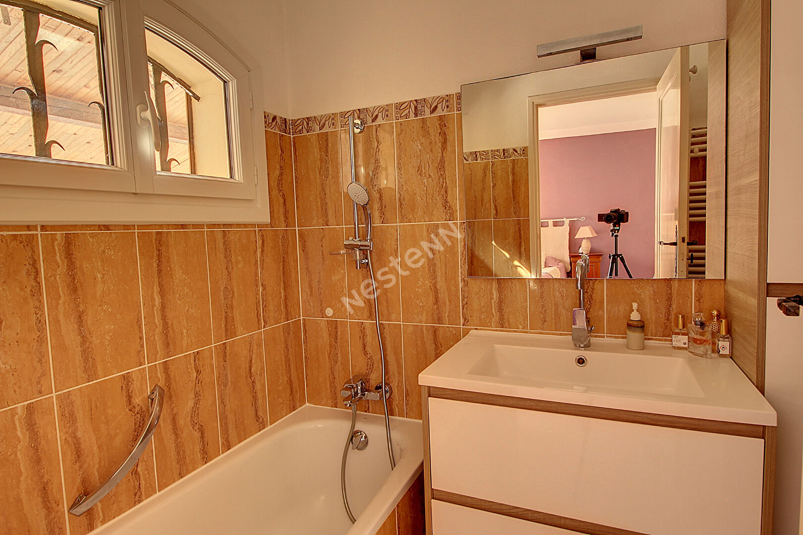 TOURTOUR Maison 3 pièces 93 m² sur 1020 m² de terrain avec GARAGE
