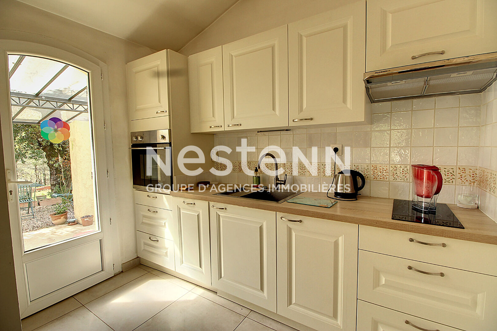 TOURTOUR Villa 2 chambres sur 1000 m² de terrain