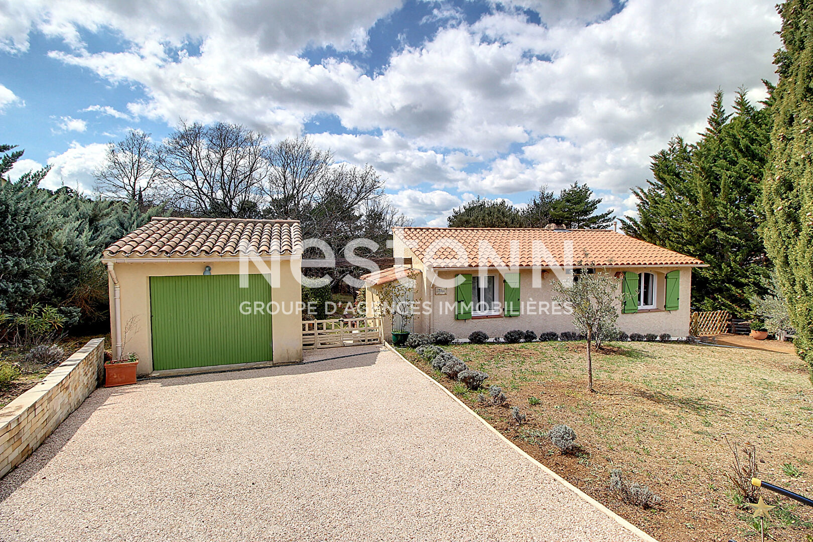 TOURTOUR Villa 2 chambres sur 1000 m² de terrain