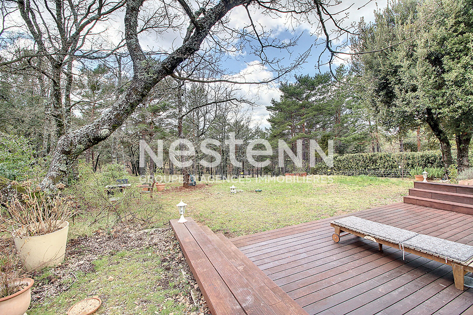 TOURTOUR Villa 2 chambres sur 1000 m² de terrain