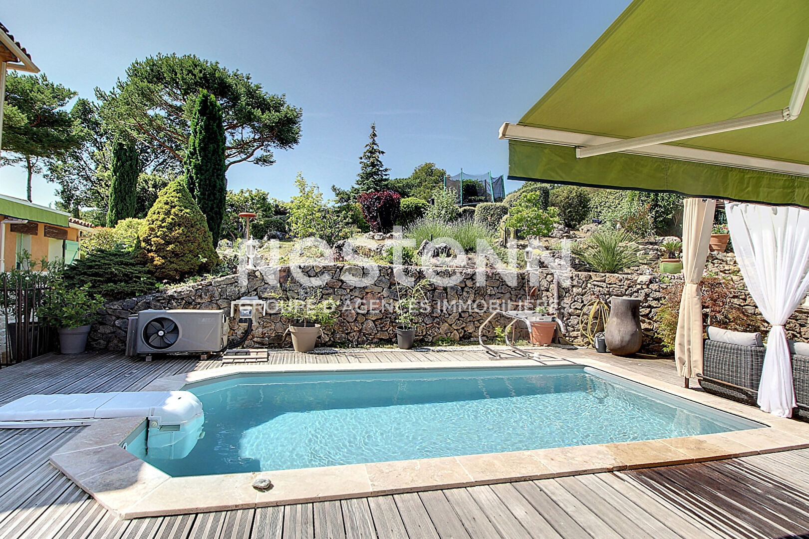 A VENDRE TOURTOUR - Maison 4 chambres 128 m² avec PISCINE sur un terrain de 1500 m² CLOS