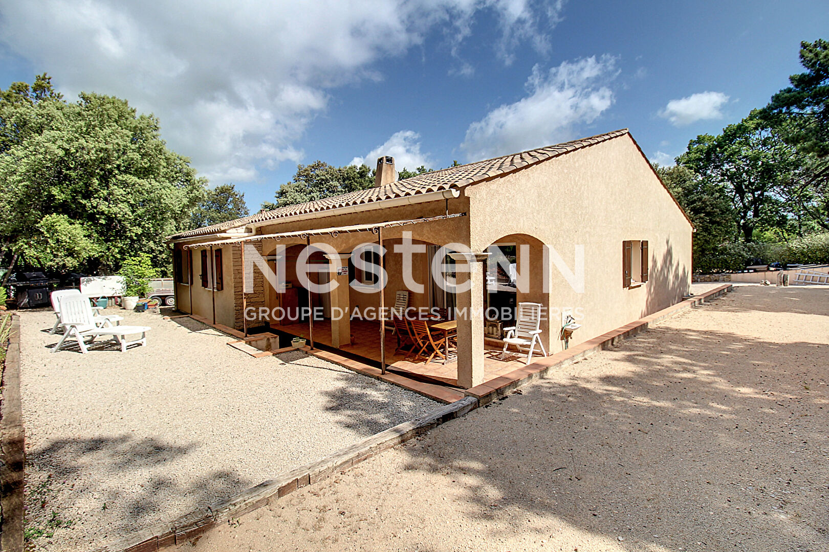 TOURTOUR Maison 5 pièces 120 m² sur 2210 m² de terrain avec GARAGE