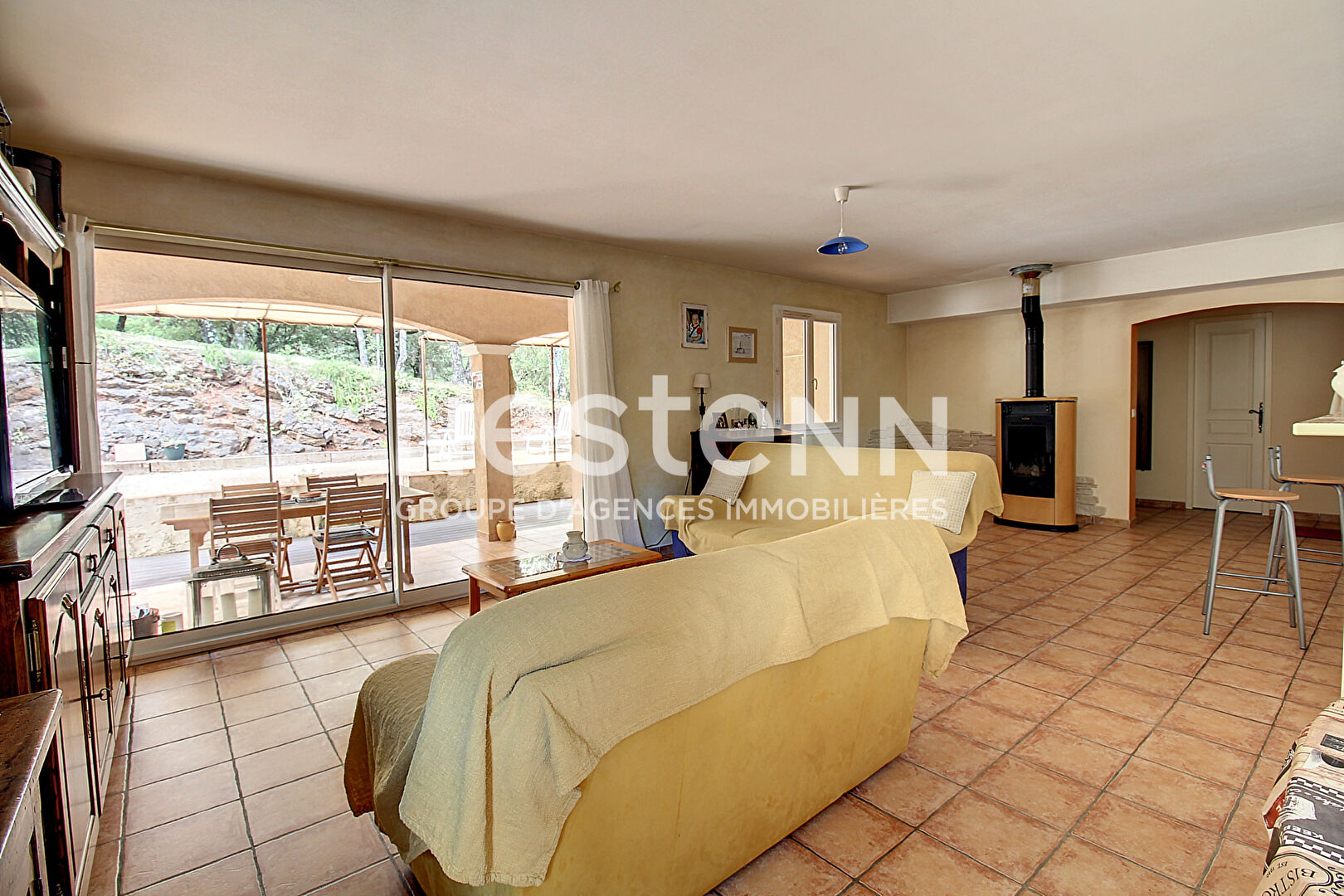 TOURTOUR Maison 5 pièces 120 m² sur 2210 m² de terrain avec GARAGE