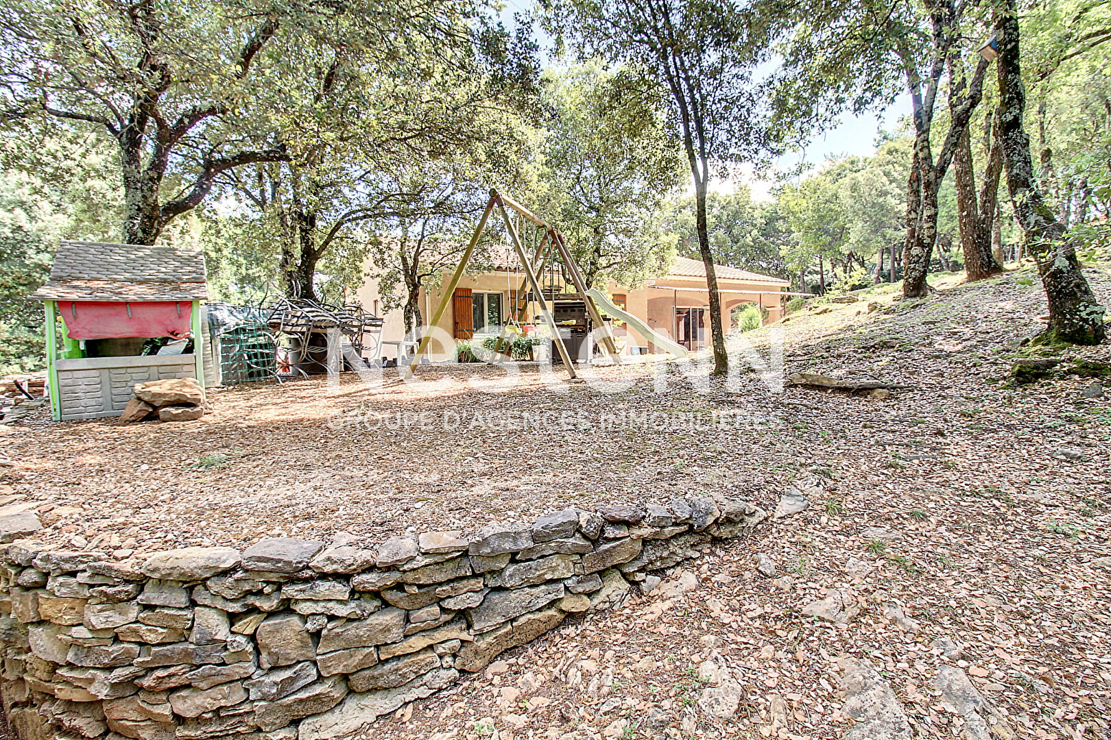 TOURTOUR Maison 5 pièces 120 m² sur 2210 m² de terrain avec GARAGE