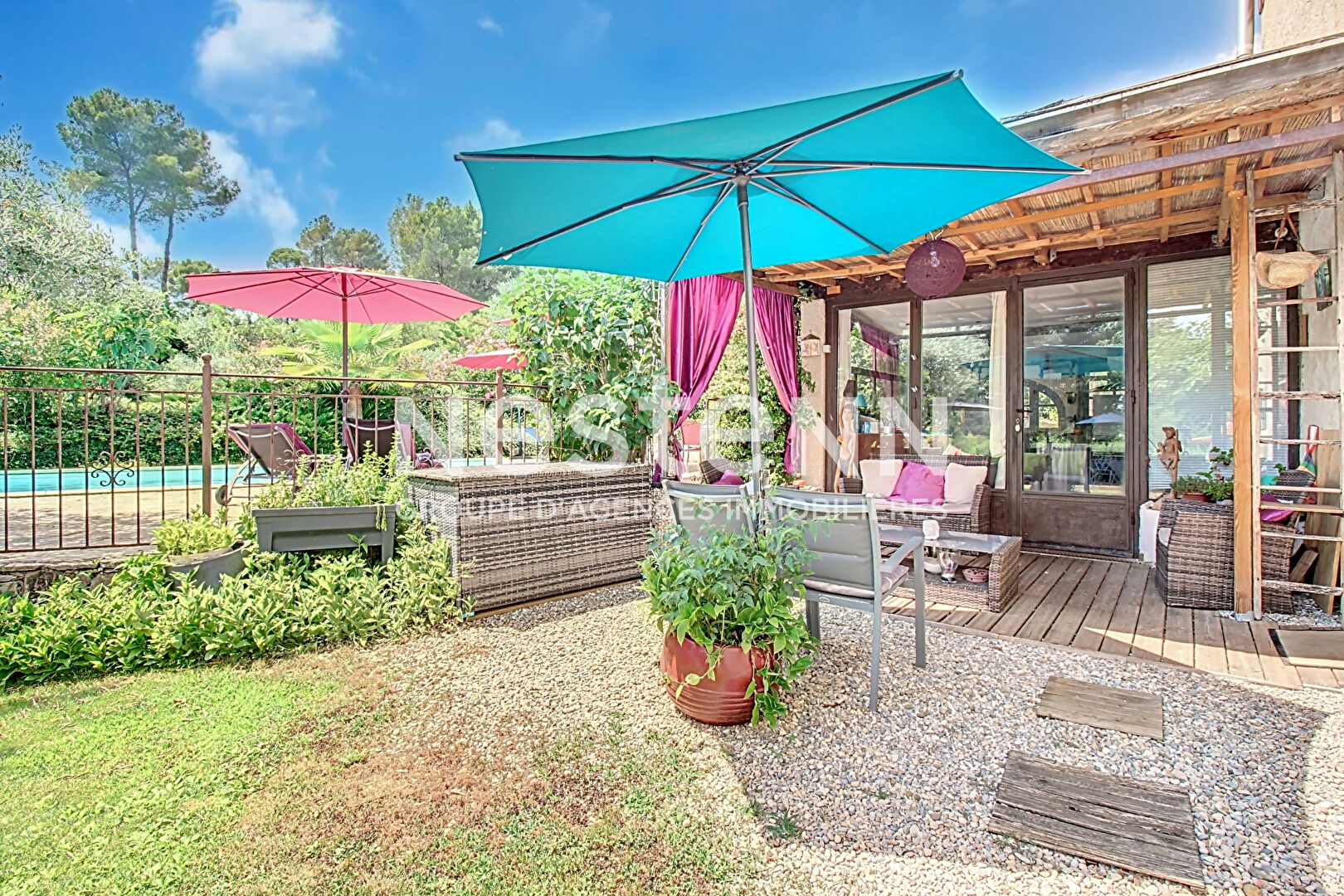 A VENDRE DRAGUIGNAN Bastide 3 suites parentales PISCINE terrain de 9000 m²