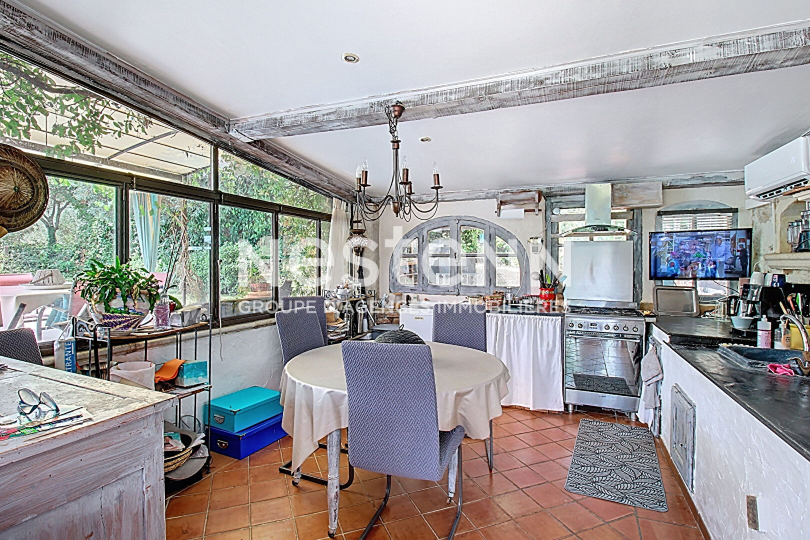 A VENDRE DRAGUIGNAN Bastide 3 suites parentales PISCINE terrain de 9000 m²