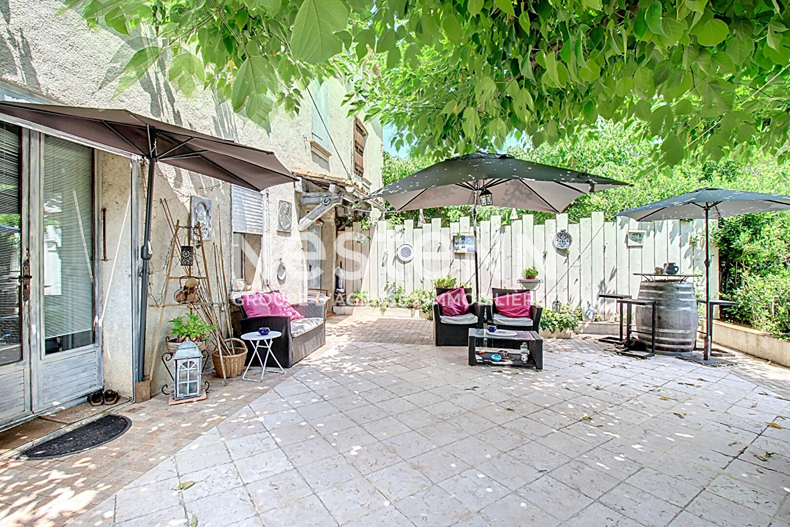 A VENDRE DRAGUIGNAN Bastide 3 suites parentales PISCINE terrain de 9000 m²