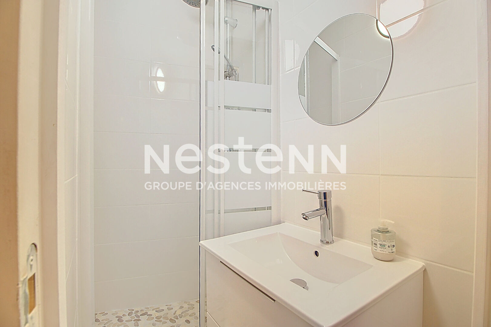 A VENDRE SALERNES - 2 Appartements très lumineux - 5 pièces