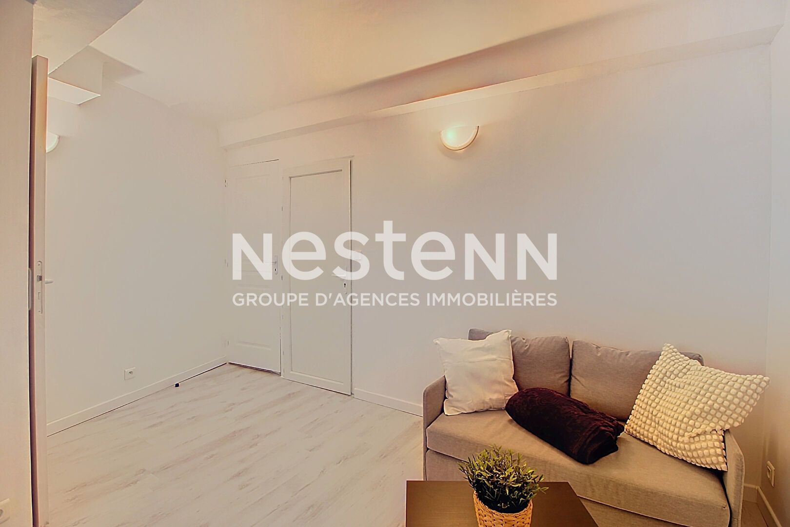 A VENDRE SALERNES - 2 Appartements très lumineux - 5 pièces