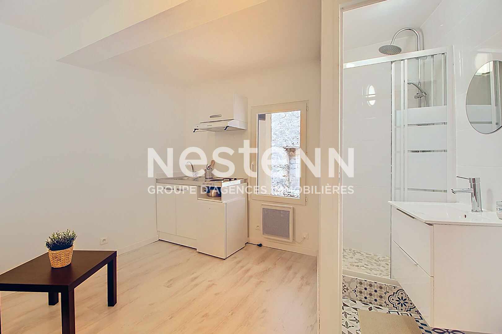 A VENDRE SALERNES - 2 Appartements très lumineux - 5 pièces