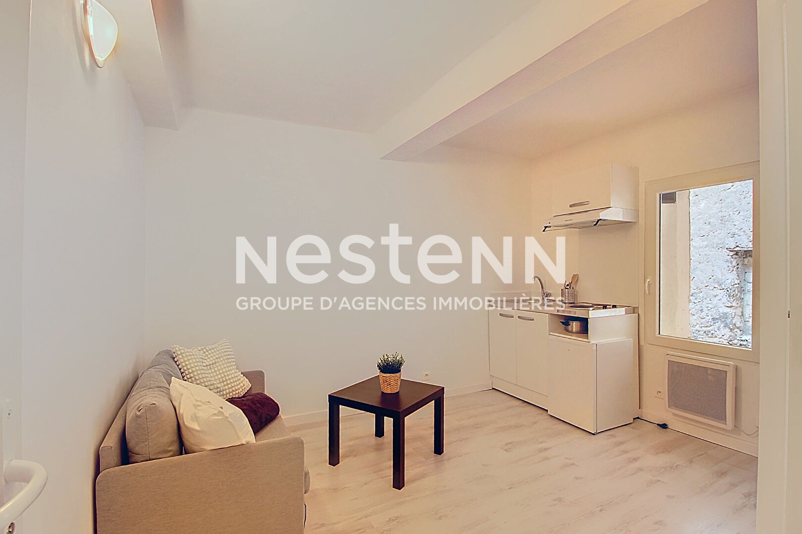 A VENDRE SALERNES - 2 Appartements très lumineux - 5 pièces