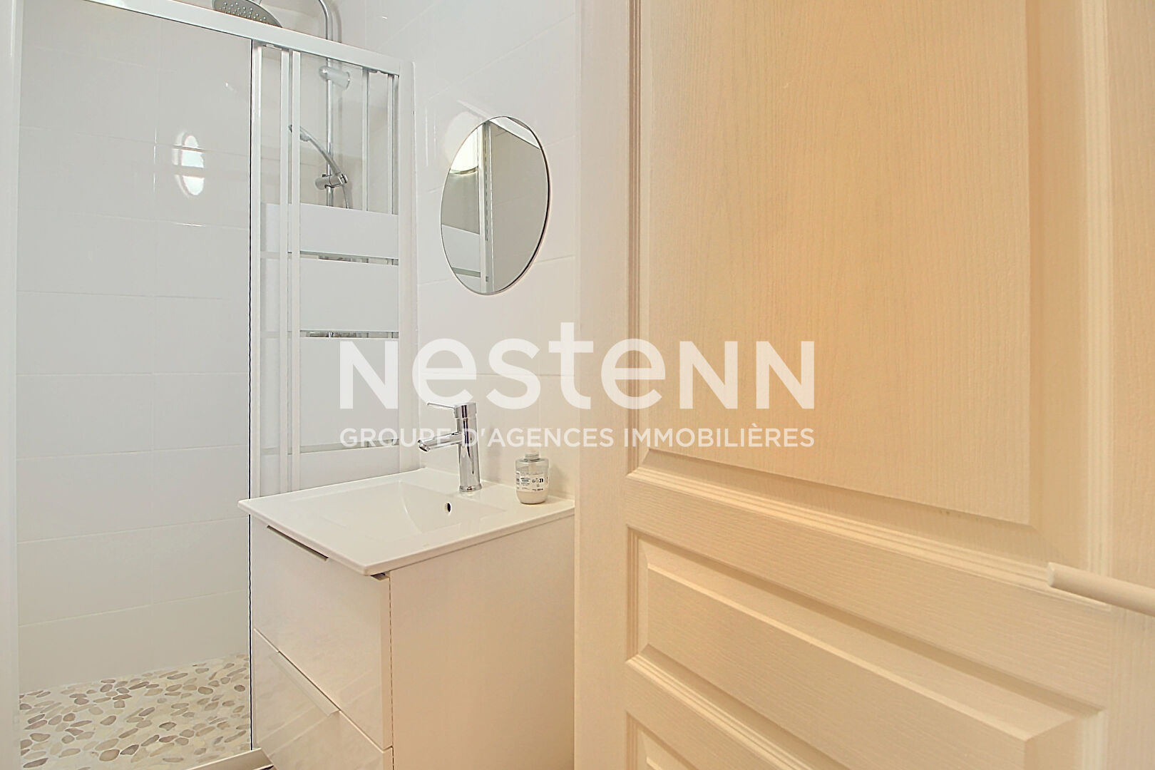 A VENDRE SALERNES - 2 Appartements très lumineux - 5 pièces