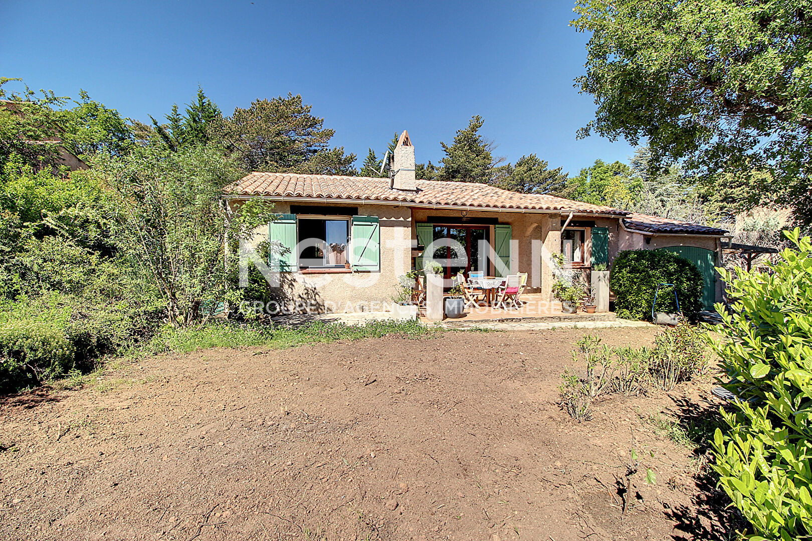 TOURTOUR Maison plain-pied 2 chambres 86 m² avec GARAGE