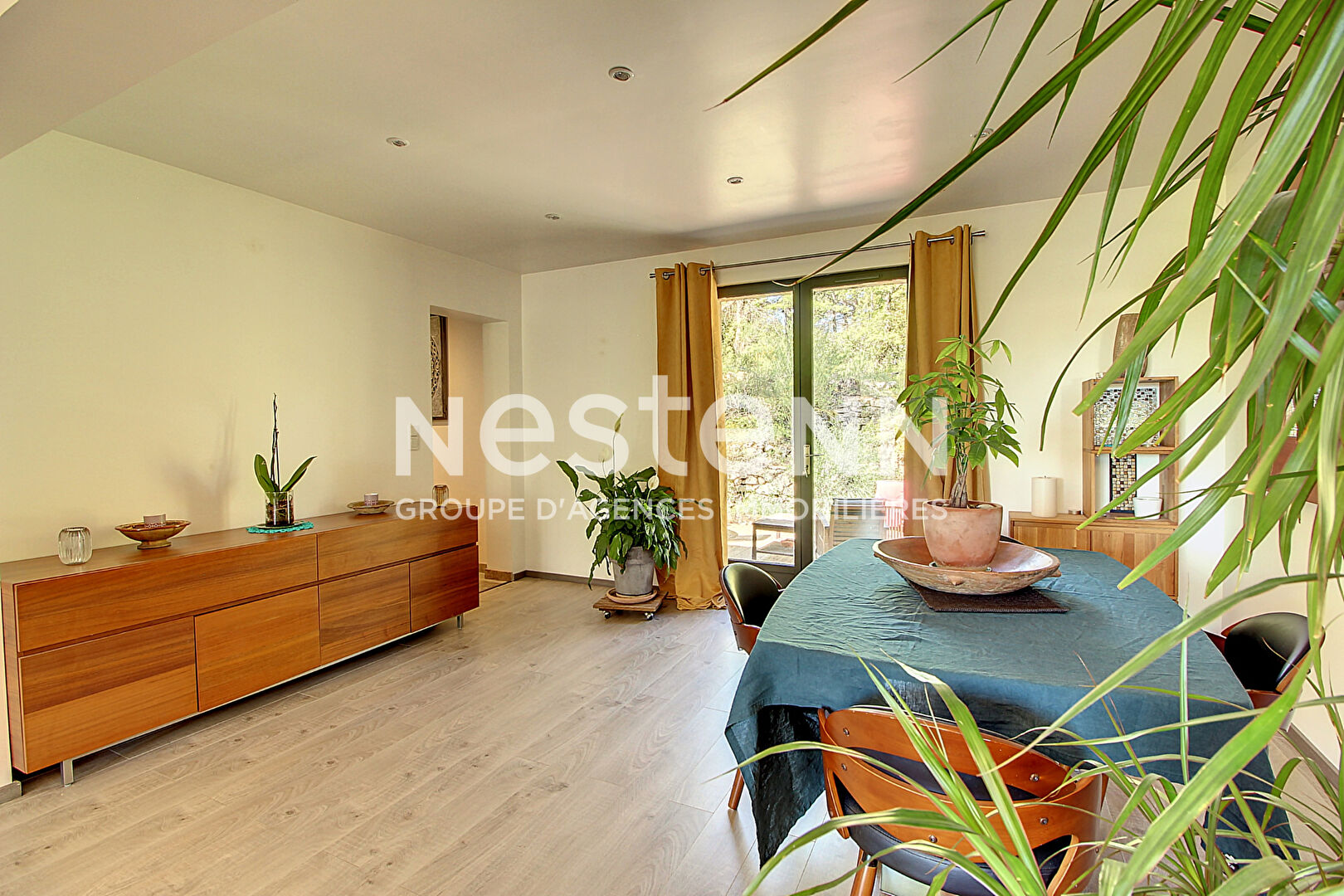 TOURTOUR Maison plain-pied 2 chambres 86 m² avec GARAGE
