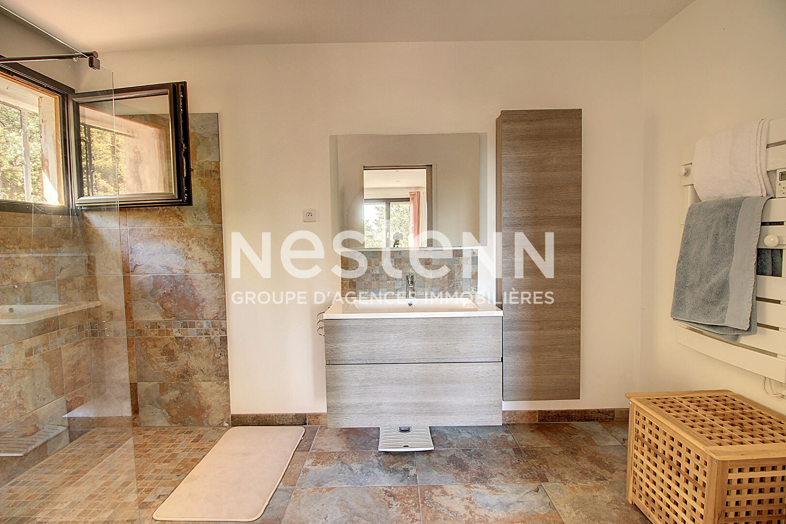 TOURTOUR Maison plain-pied 2 chambres 86 m² avec GARAGE