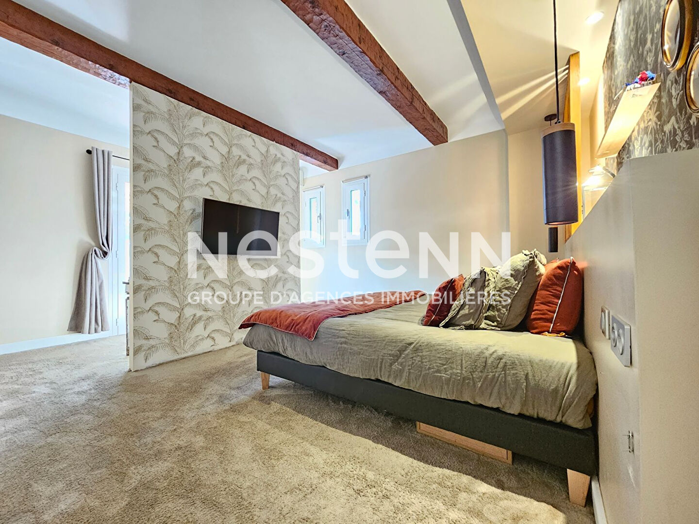 A VENDRE ! Maison Villecroze 5 pièces 140 m2 entièrement rénovée !! centre ville !!